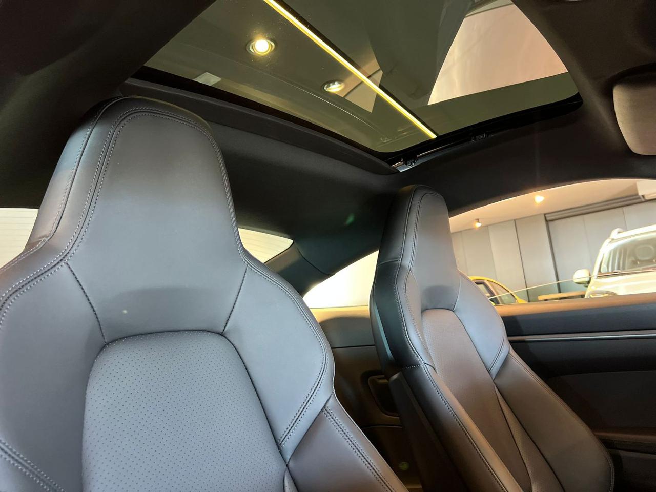 Porsche 911  Carrera S