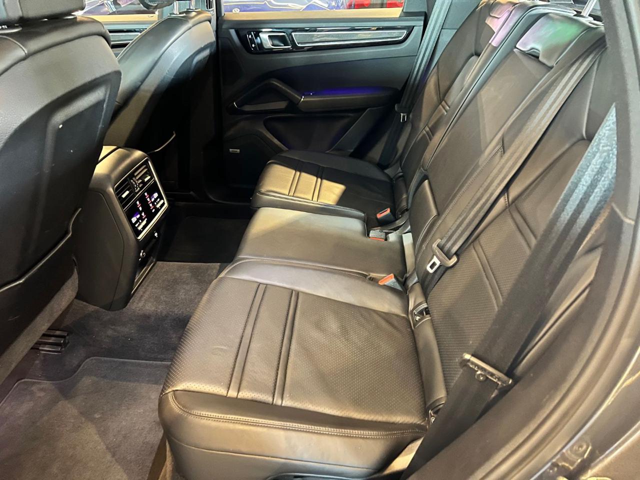 Porsche Cayenne  2.9 V6 S 441 CV – ASSE POST. STERZANTE R21 FULL