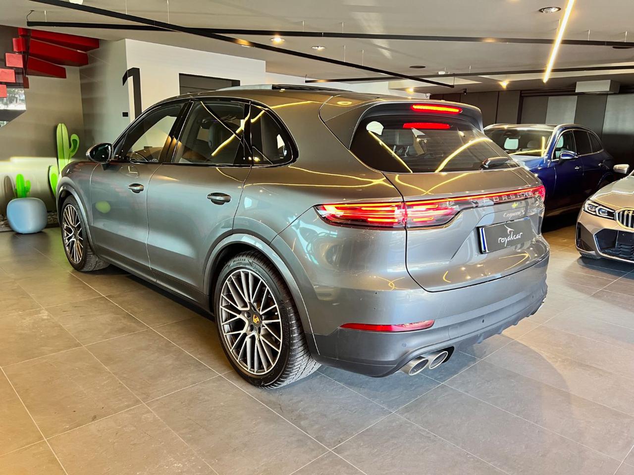 Porsche Cayenne  2.9 V6 S 441 CV – ASSE POST. STERZANTE R21 FULL