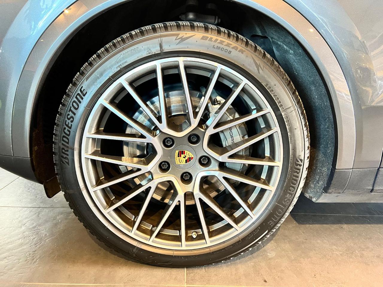 Porsche Cayenne  2.9 V6 S 441 CV – ASSE POST. STERZANTE R21 FULL