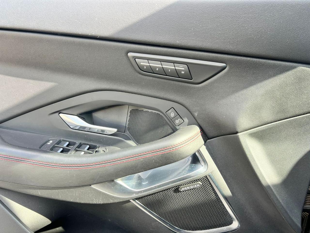 Jaguar E-Pace  2.0D 180 CV AWD aut. First Edition