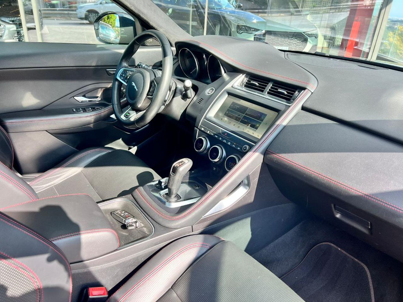 Jaguar E-Pace  2.0D 180 CV AWD aut. First Edition