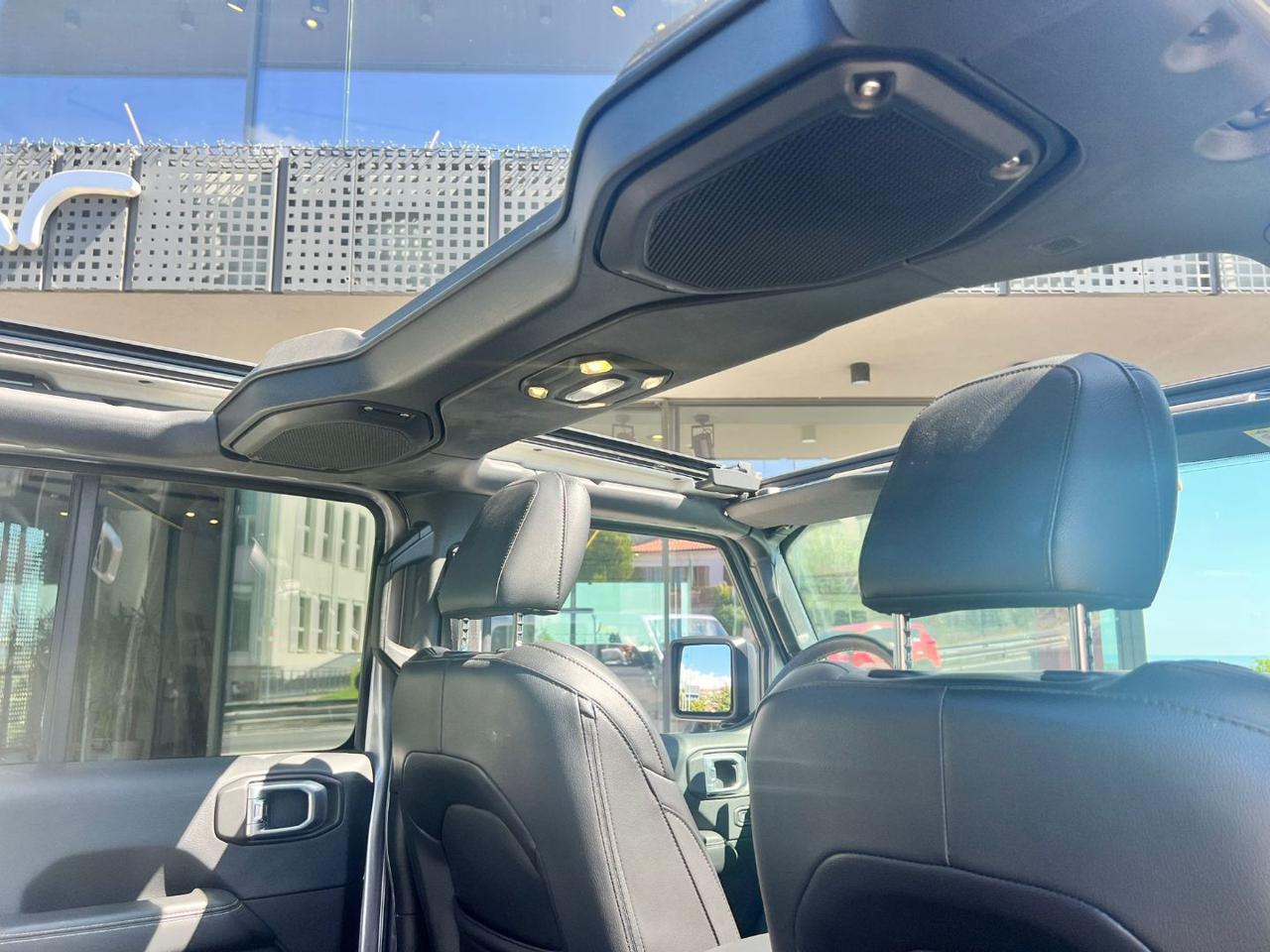 Jeep Wrangler  Unlimited 2.2 Mjt II Sahara Capote Elettrica