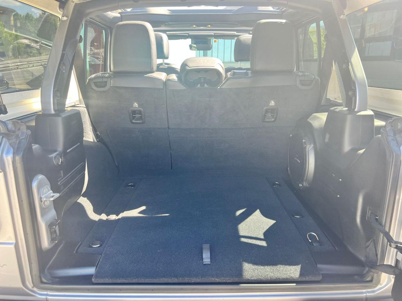 Jeep Wrangler  Unlimited 2.2 Mjt II Sahara Capote Elettrica