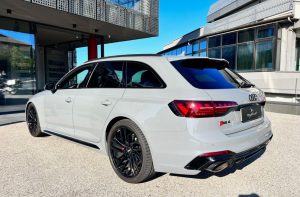 Audi RS 4 Avant