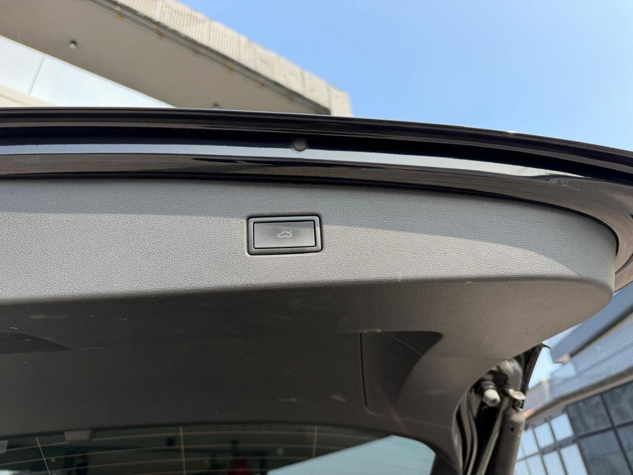 Volkswagen Tiguan  2.0 TDI 200 CV SCR DSG 4MOTION R-Line