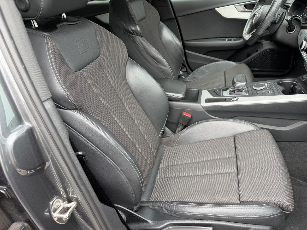 Audi A4  Avant 3.0 TDI quattro S tronic Business Sport