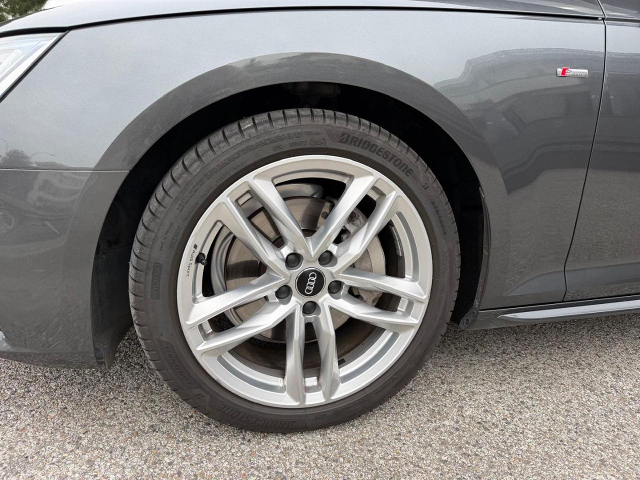 Audi A4  Avant 3.0 TDI quattro S tronic Business Sport