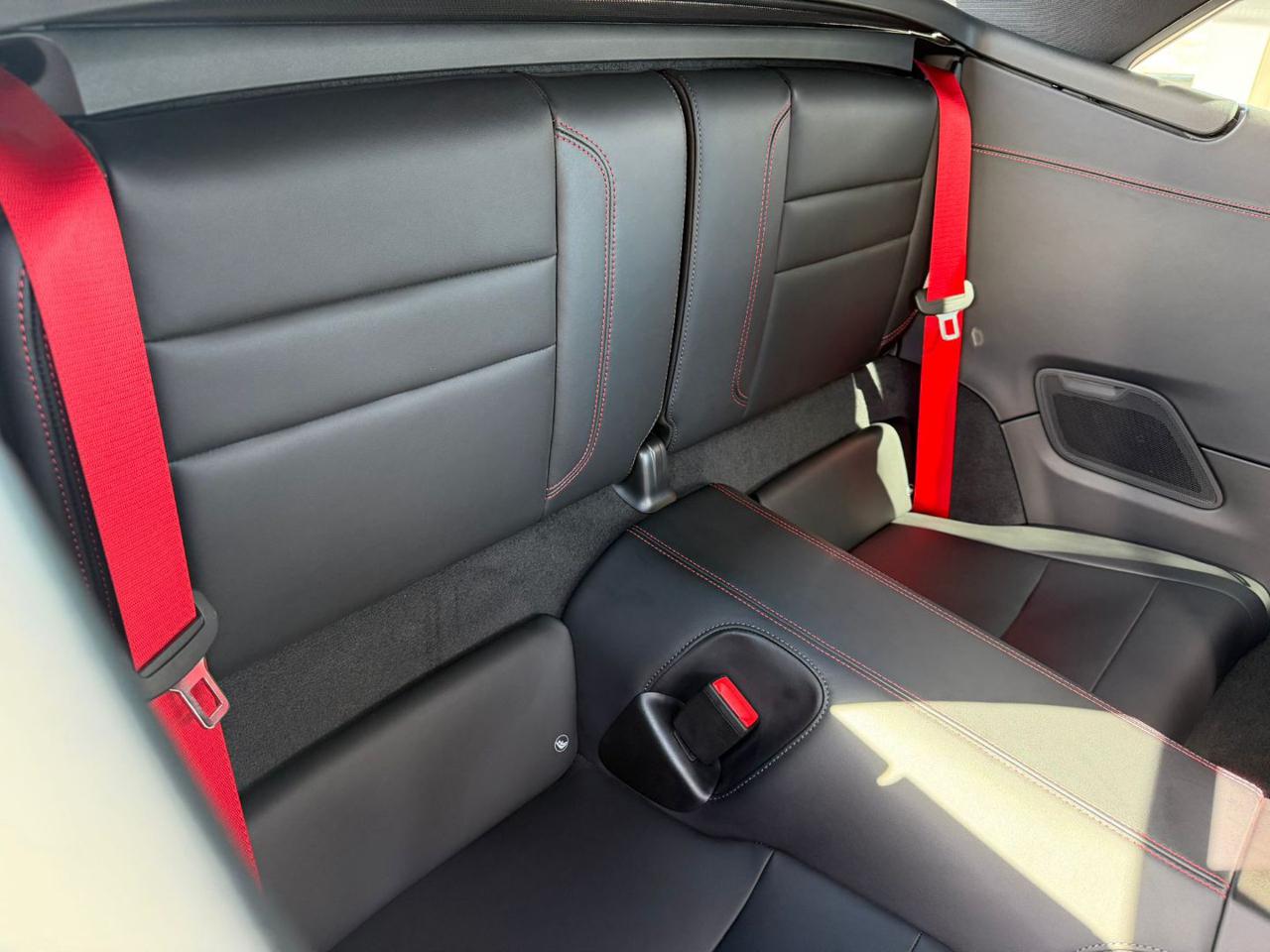 Porsche 911  Carrera 4 GTS Cabriolet T-Hybrid – Soll. asse ant