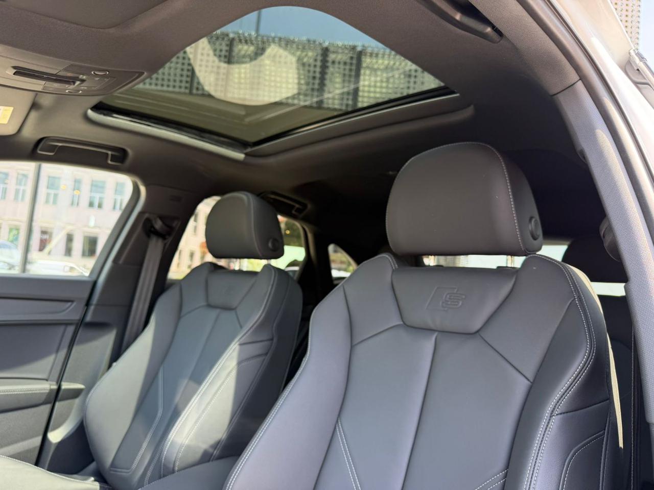 Audi Q3  SPB 40 TDI quattro S tronic S line edition