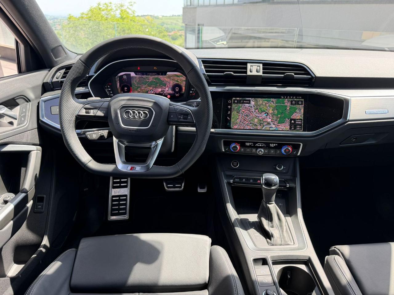 Audi Q3  SPB 40 TDI quattro S tronic S line edition