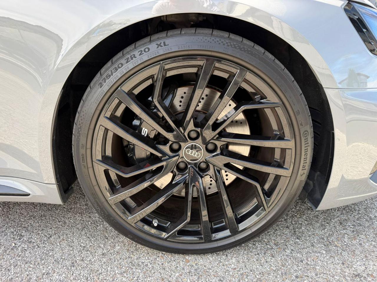Audi RS  4 Avant