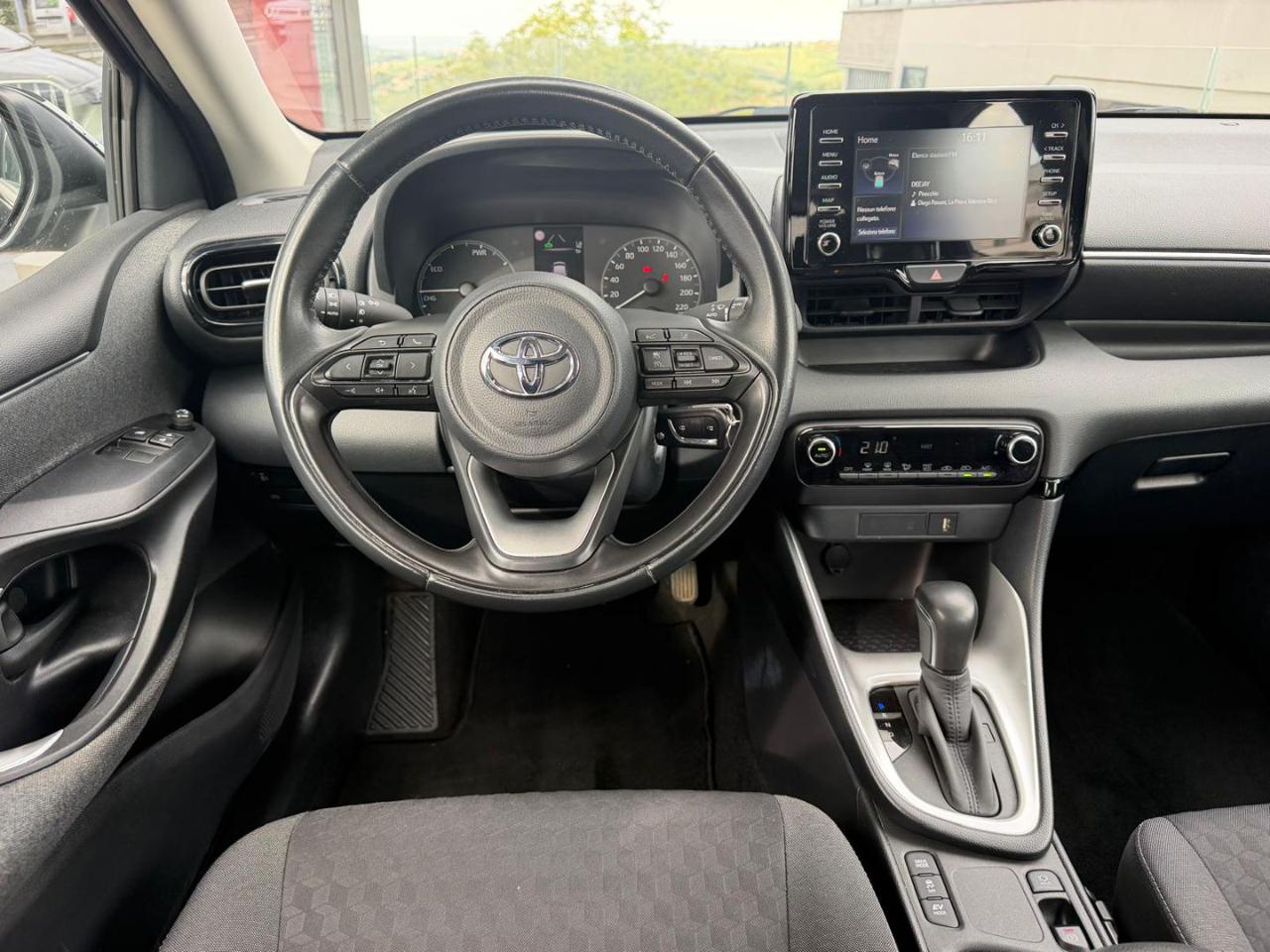 Toyota Yaris  1.5 Hybrid 5 porte Business