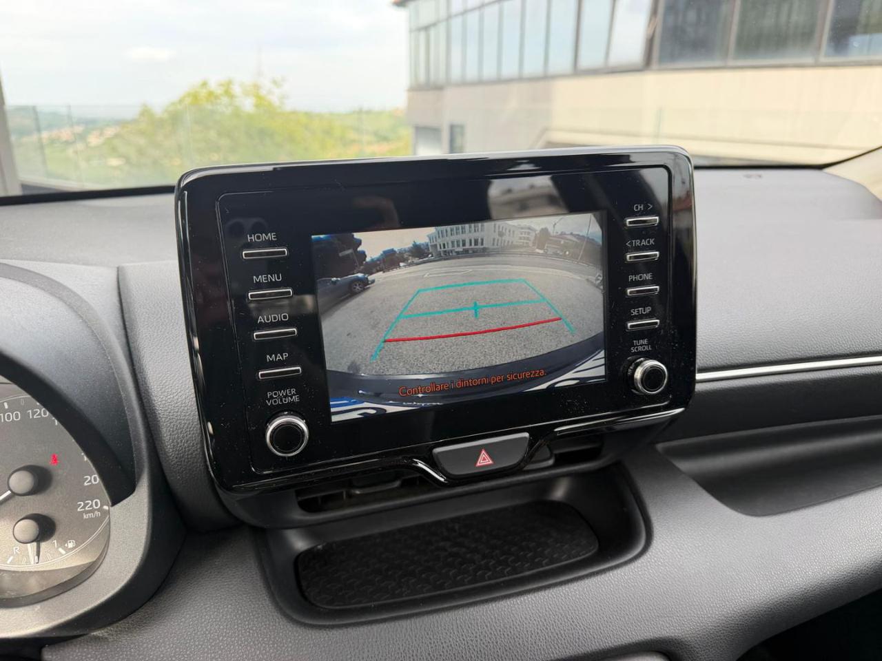 Toyota Yaris  1.5 Hybrid 5 porte Business