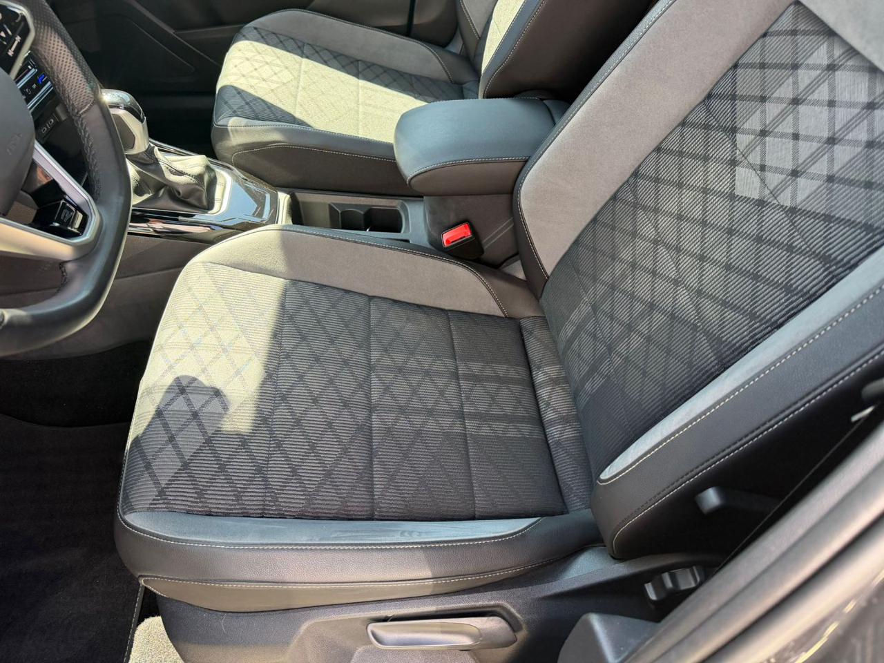 Volkswagen T-Roc  2.0 TDI SCR 150 CV DSG R-Line