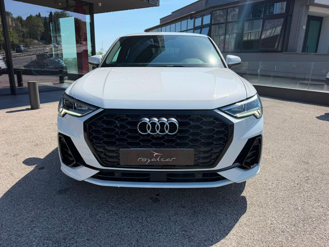 Audi Q3  SPB 35 TDI S tronic Business Plus SLine