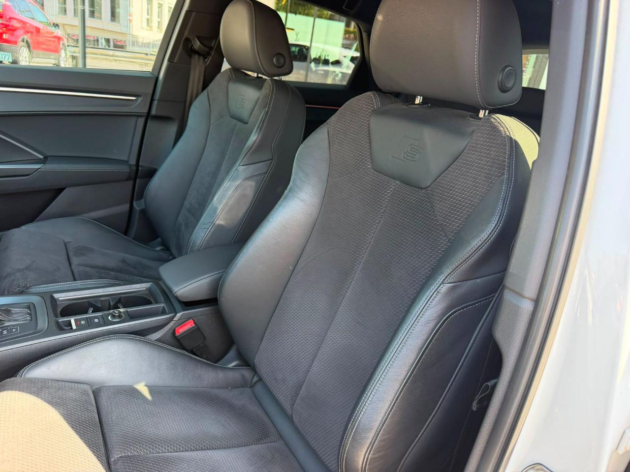 Audi Q3  SPB 35 TDI S tronic Business Plus SLine