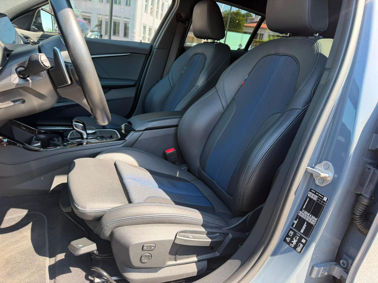 BMW   i xDrive M Sport