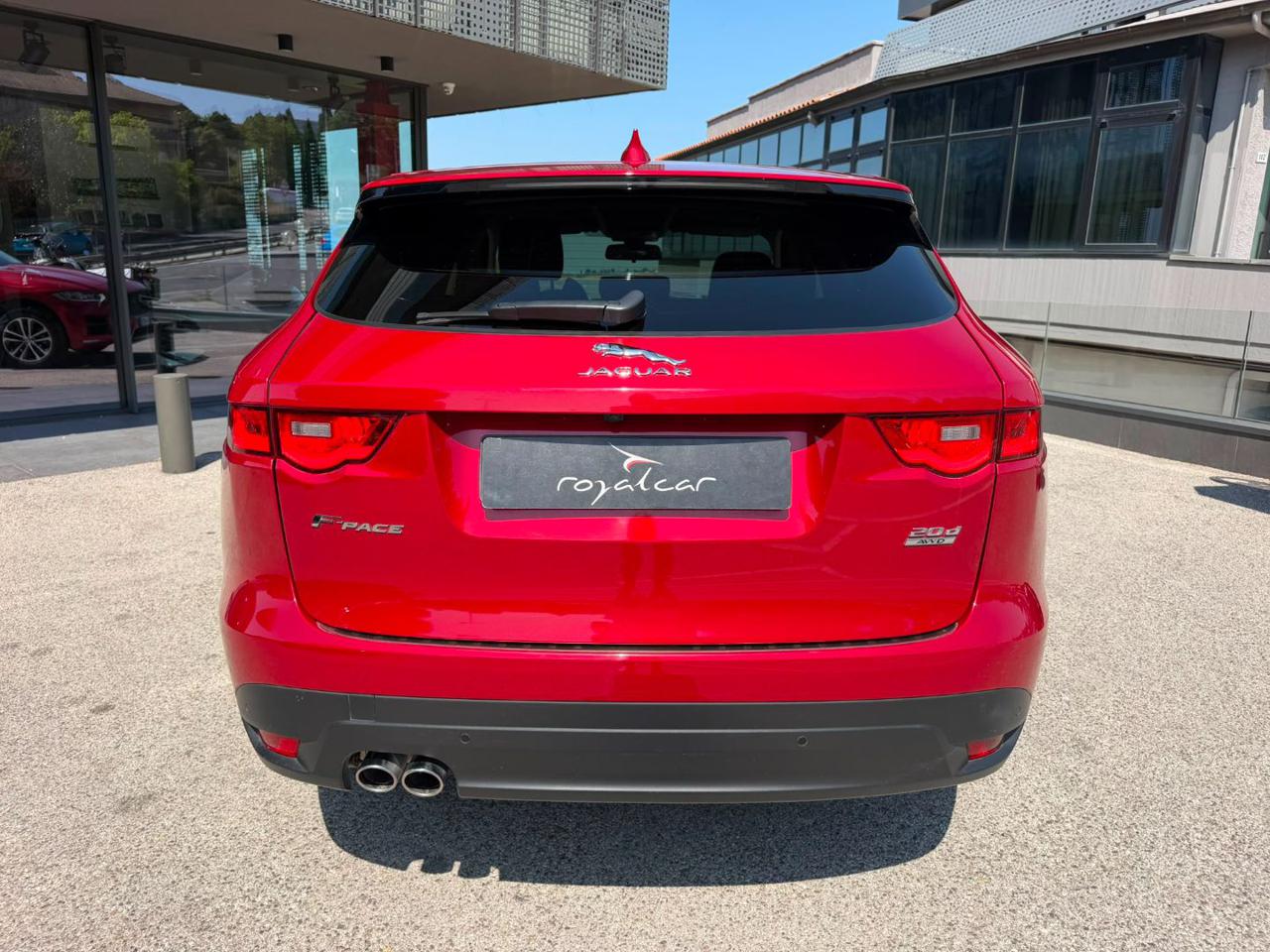 Jaguar F-Pace  2.0 D 180 CV aut. R-Sport AWD