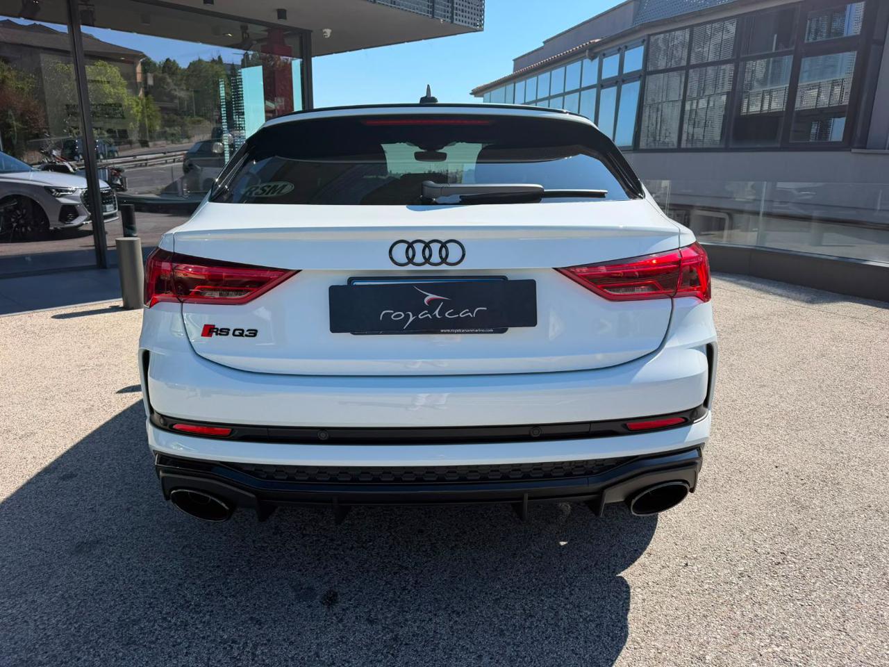 Audi RS Q3  SPB quattro S tronic / R21