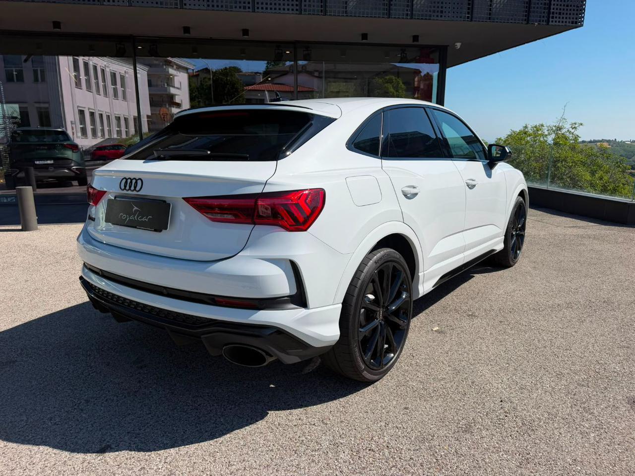 Audi RS Q3  SPB quattro S tronic / R21