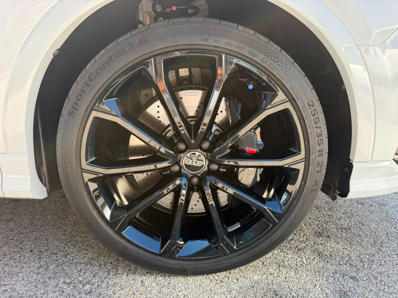 Audi RS Q3  SPB quattro S tronic / R21