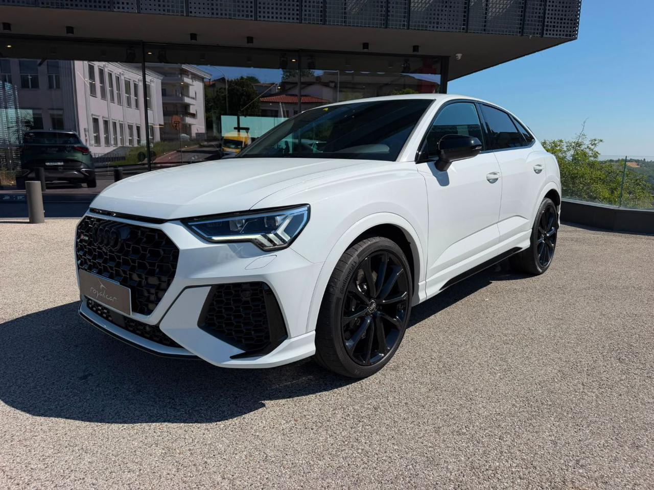 Audi RS Q3  SPB quattro S tronic / R21