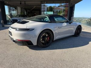 Porsche 911  Targa 4 GTS &ndash; 1900 km &ndash; Sollevatore Ant.