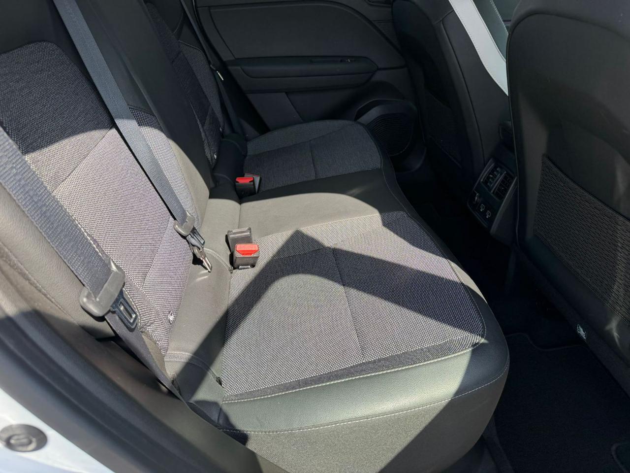 Renault Captur  Plug-in Hybrid E-Tech 160 CV Intens