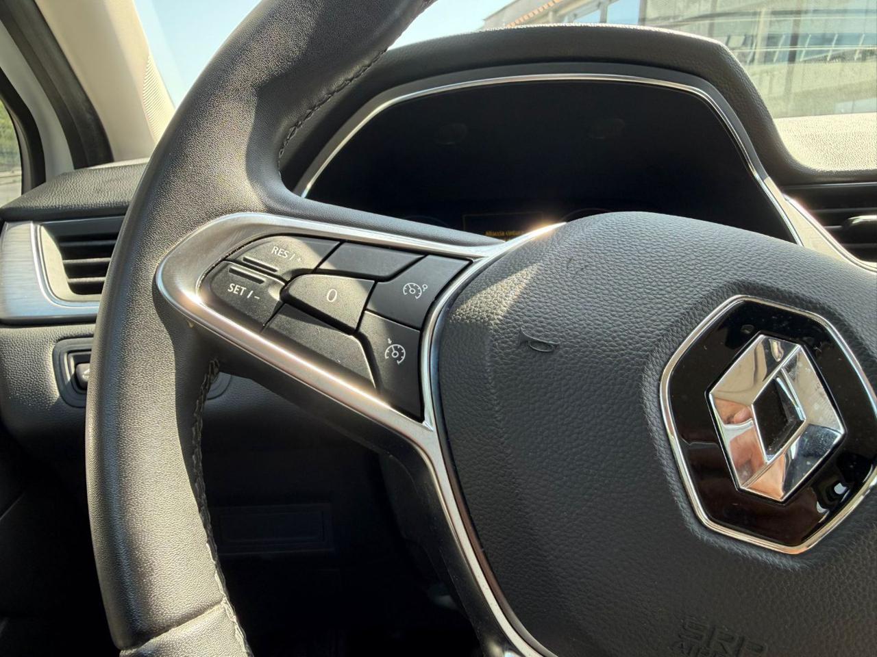 Renault Captur  Plug-in Hybrid E-Tech 160 CV Intens