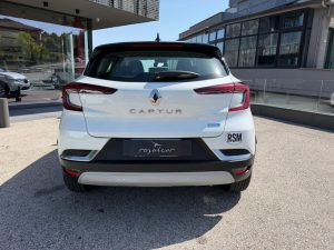 Renault Captur Plug-in Hybrid E-Tech 160 CV Intens