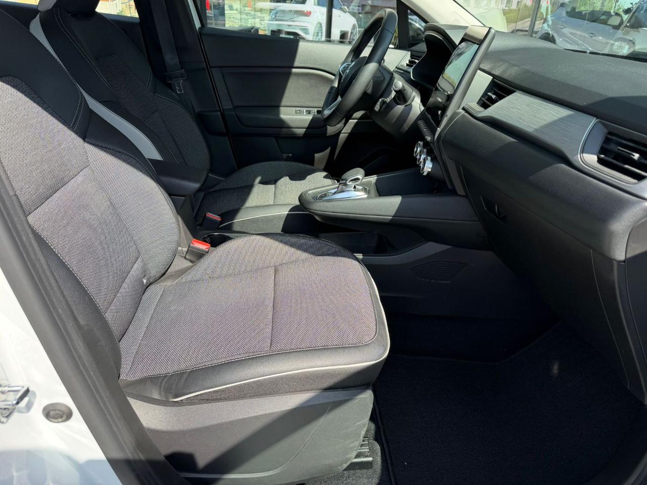Renault Captur  Plug-in Hybrid E-Tech 160 CV Intens