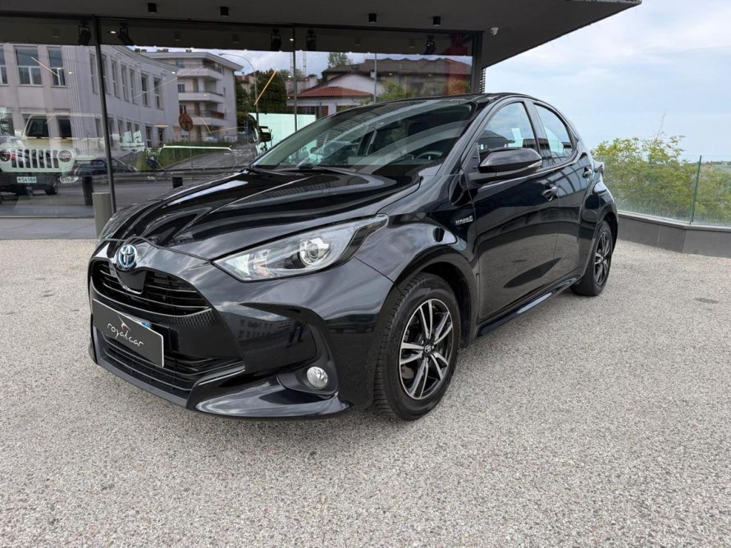 Toyota Yaris 1.5 Hybrid 5 porte Business