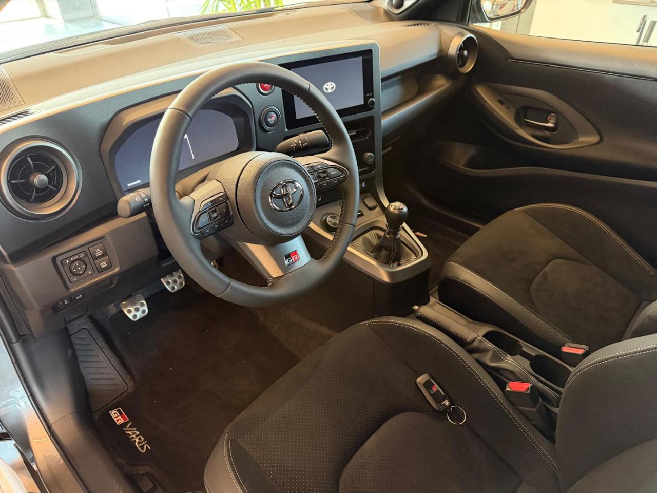 Toyota Yaris  1.6 Turbo 3 porte GR Yaris Circuit-CERCHI FORGIATI