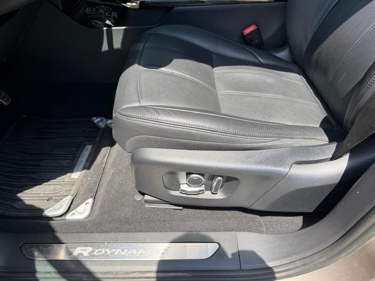 Land Rover Range Rover Evoque  1.5 I3 PHEV 300 CV AWD Auto R-Dynamic S